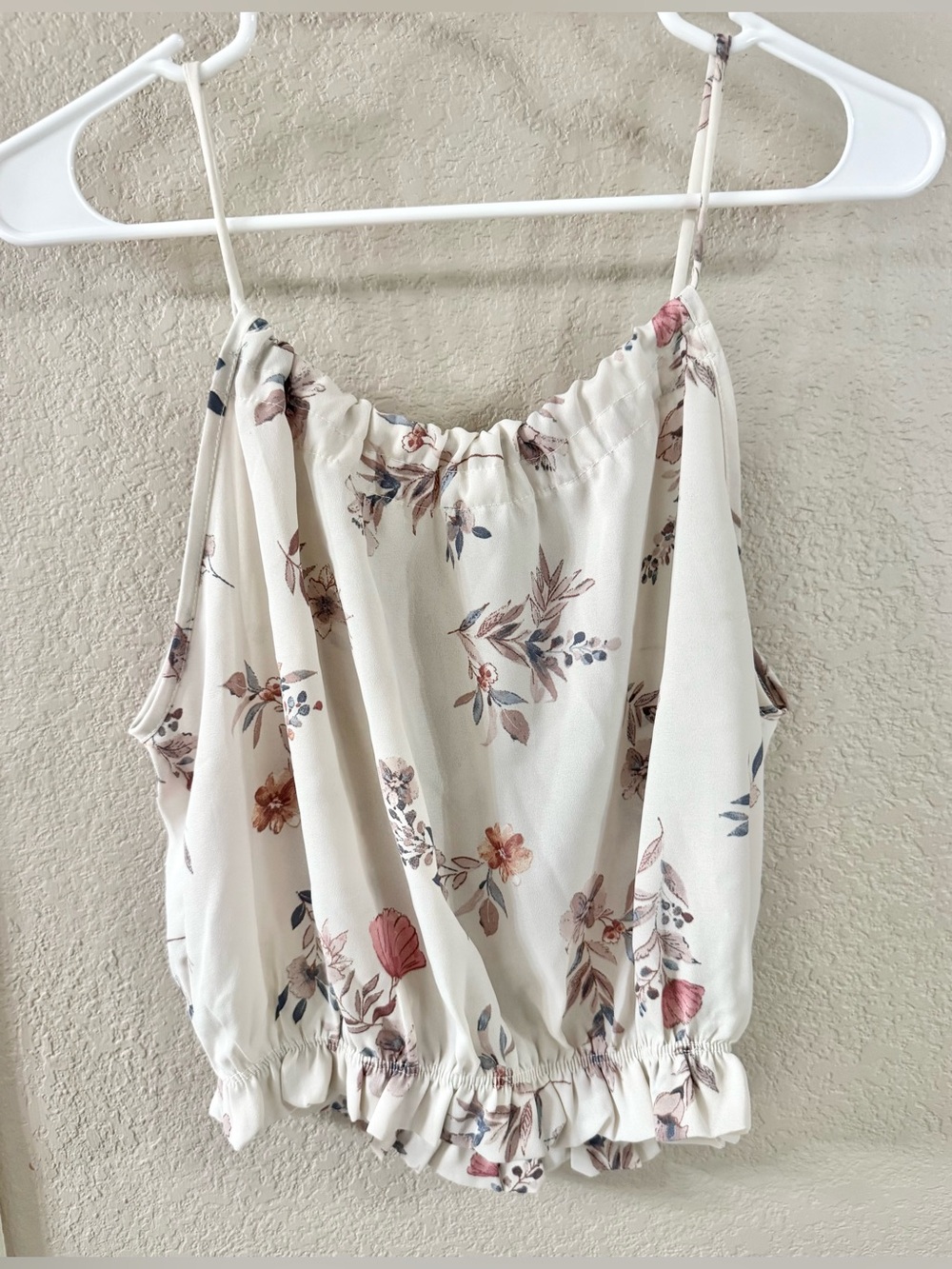 *BOGO* Cream Floral Tie-Back Top